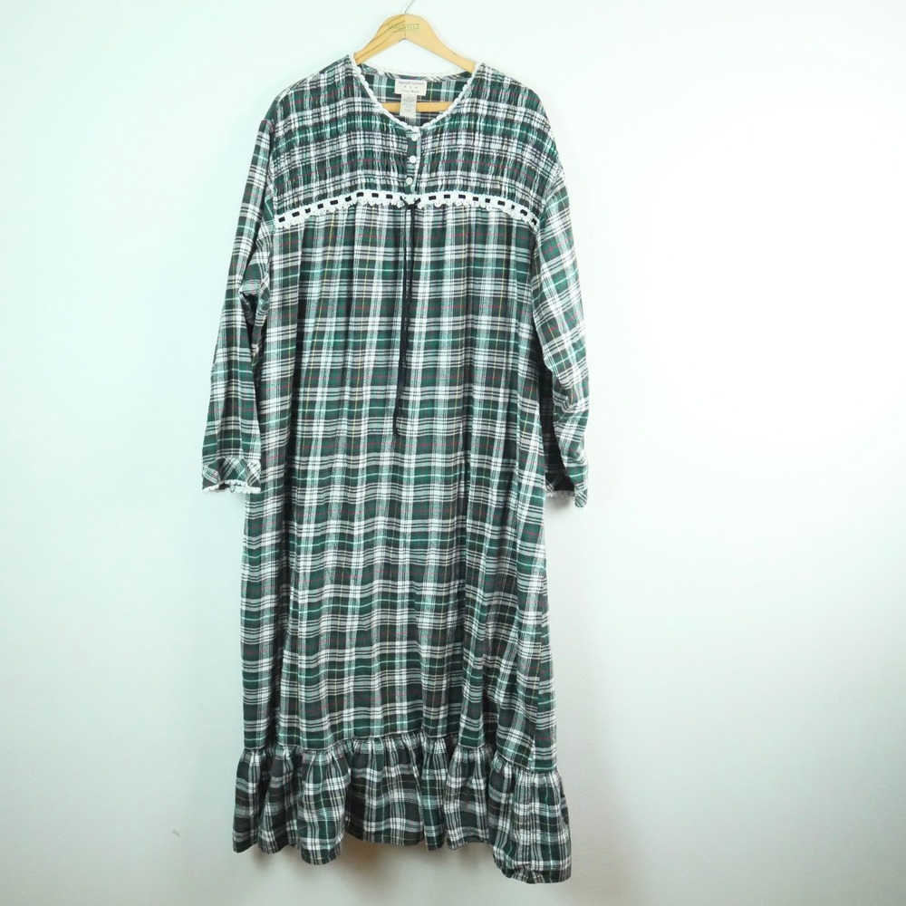 Vintage Green Plaid Flannel Nightgown 3X Maxi Traditional Modest Cotton Cottage